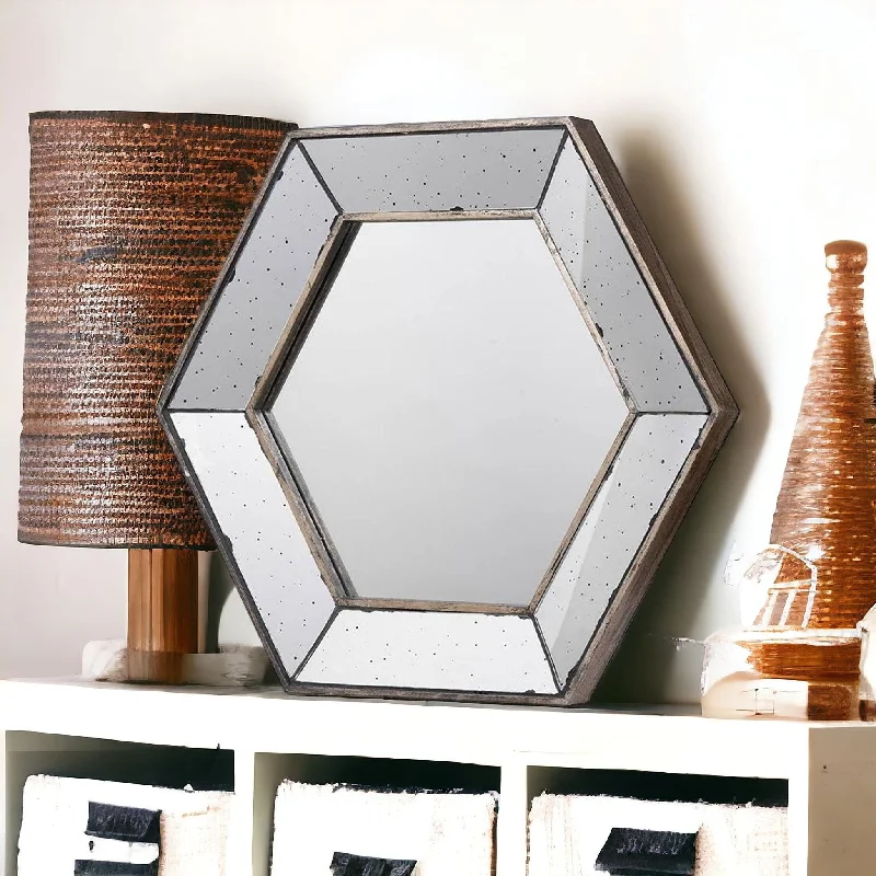 18" Hexagon Wall Mounted Vintage Style Glass Frame Accent Mirror - Silver