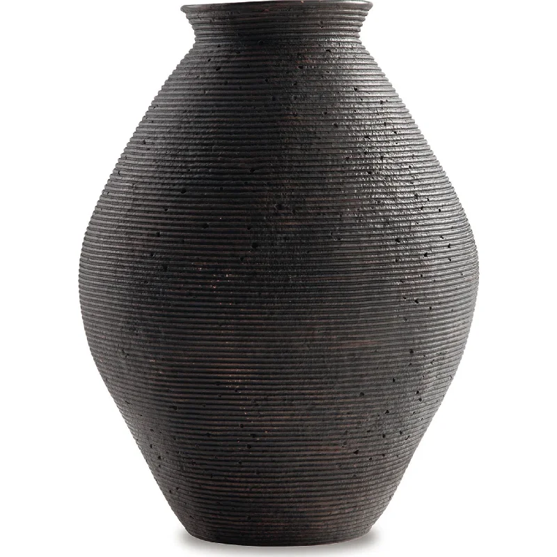 Hannela Vase