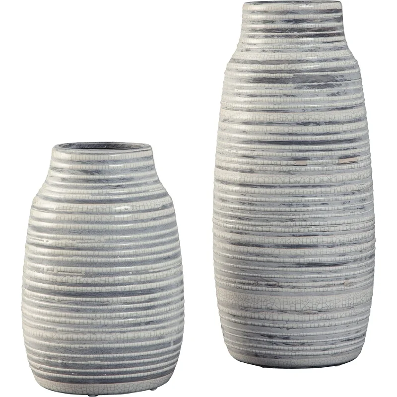 Donaver Vase